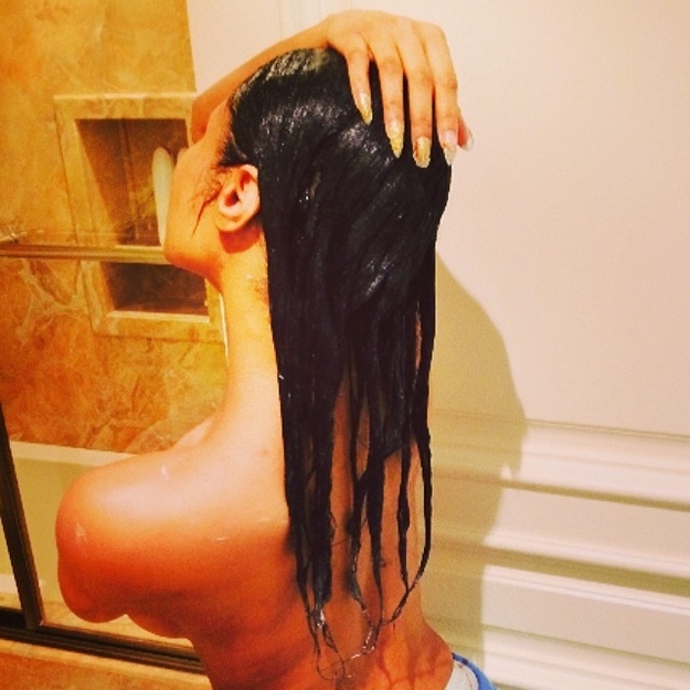 Nicki Minaj Shower Selfies